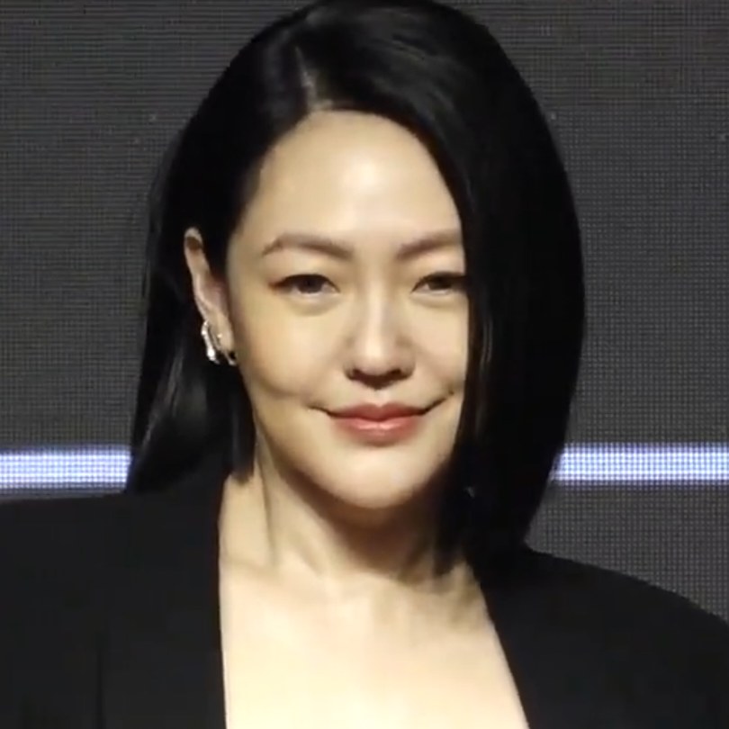 Dee Hsu
