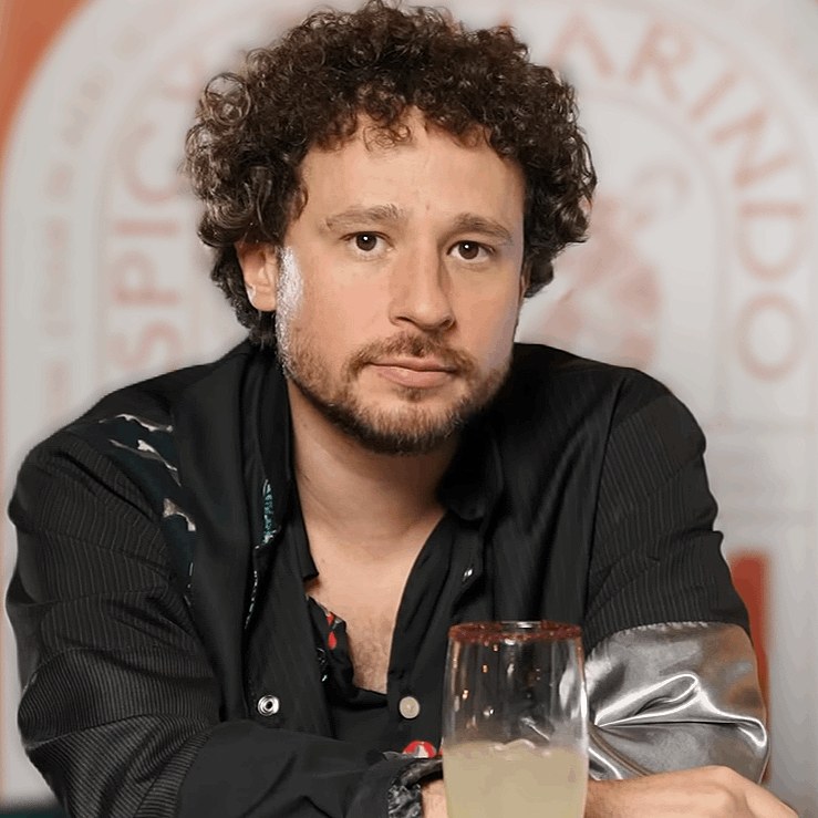 Luisito Comunica
